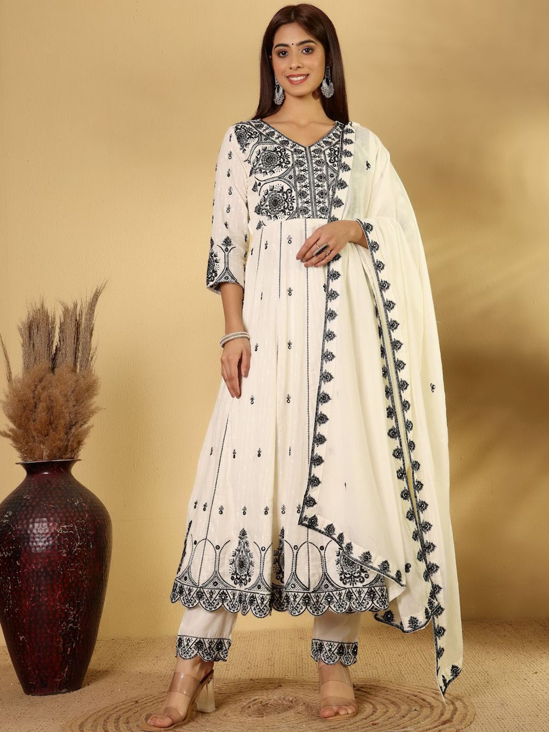 Dhiyona PD Women Floral Embroidered Anarkali Kurta With Trouser And Dupatta