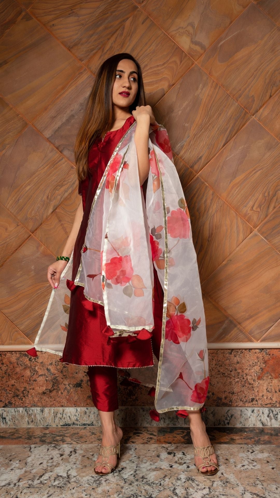 Maroon Phool Taffeta Silk Suit With Digital Print Organza Dupatta Set
