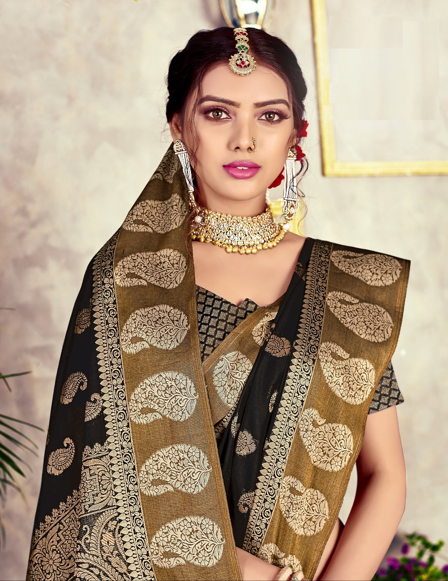 Dhiyona GR Women's GJ Black Diamond Jade Black Zari Woven Design Cotton Blend Saree