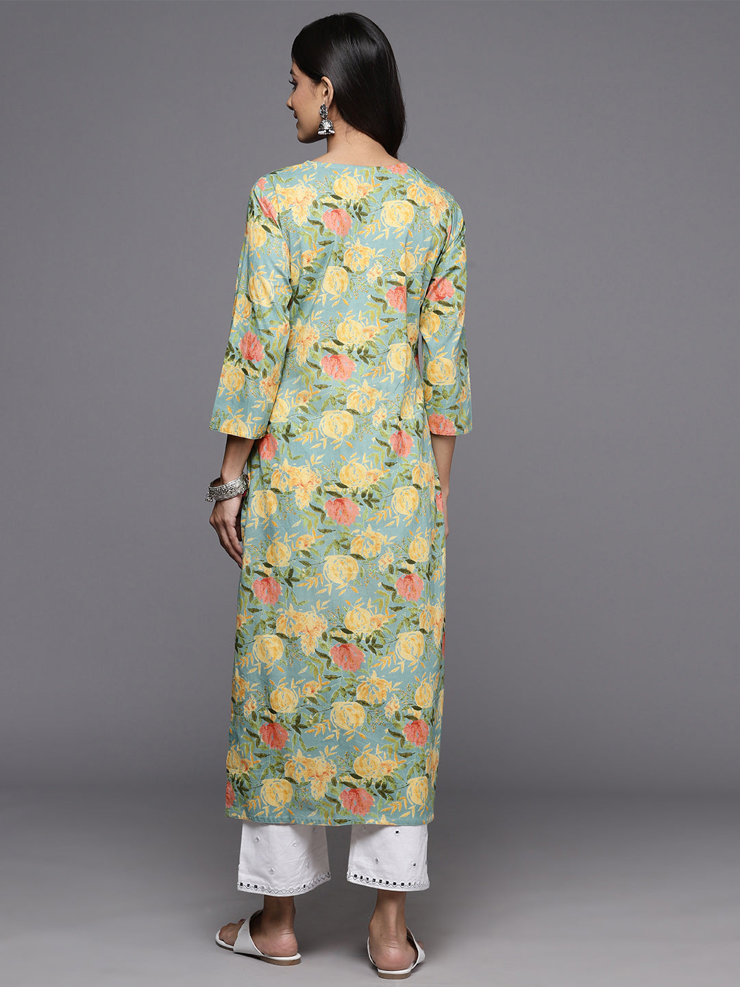 Dhiyona VR Women's Sea Green Floral Printed Mirror And Thread Embroidered Straight Kurta With Thtree Quarter Sleeves