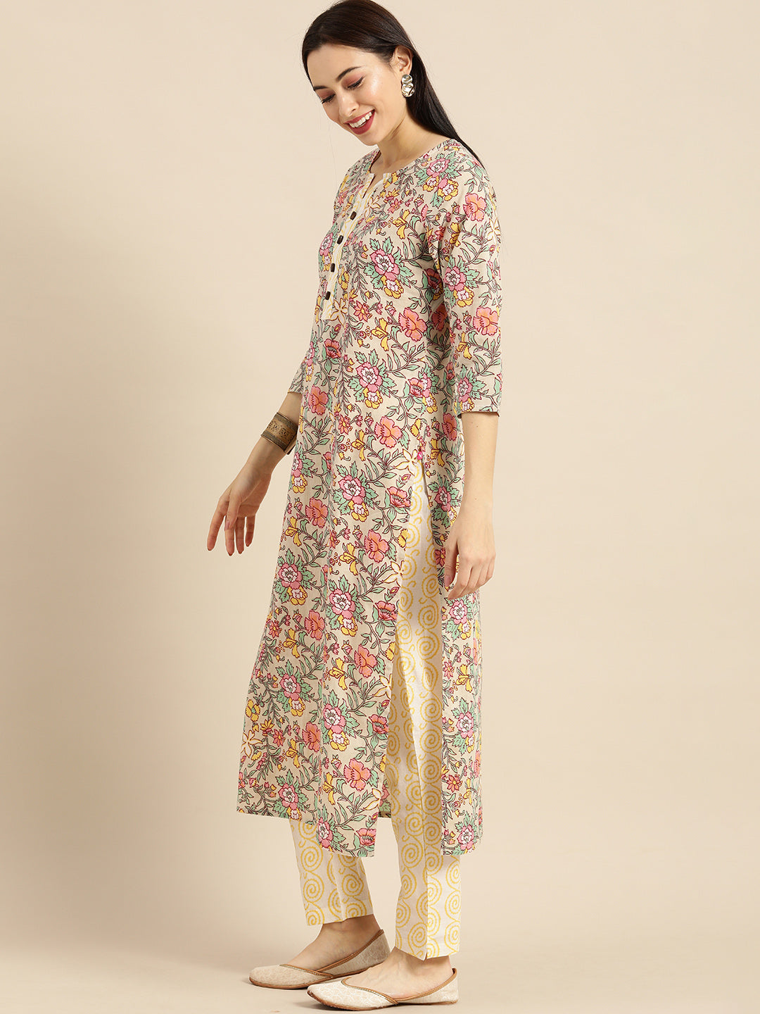 Dhiyona VR Women's Sea Green And Mustard Floral Printed Straight Kurta With Printed Trouser