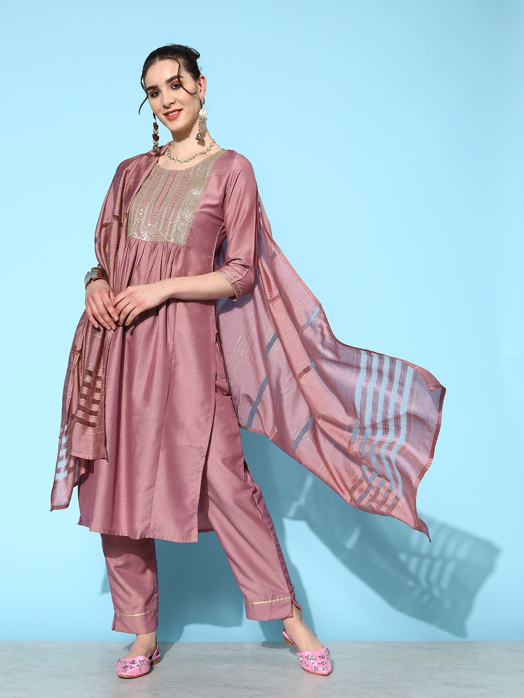 Dhiyona VA Women's Mauve Embroidered Kurta With Trousers & Dupatta