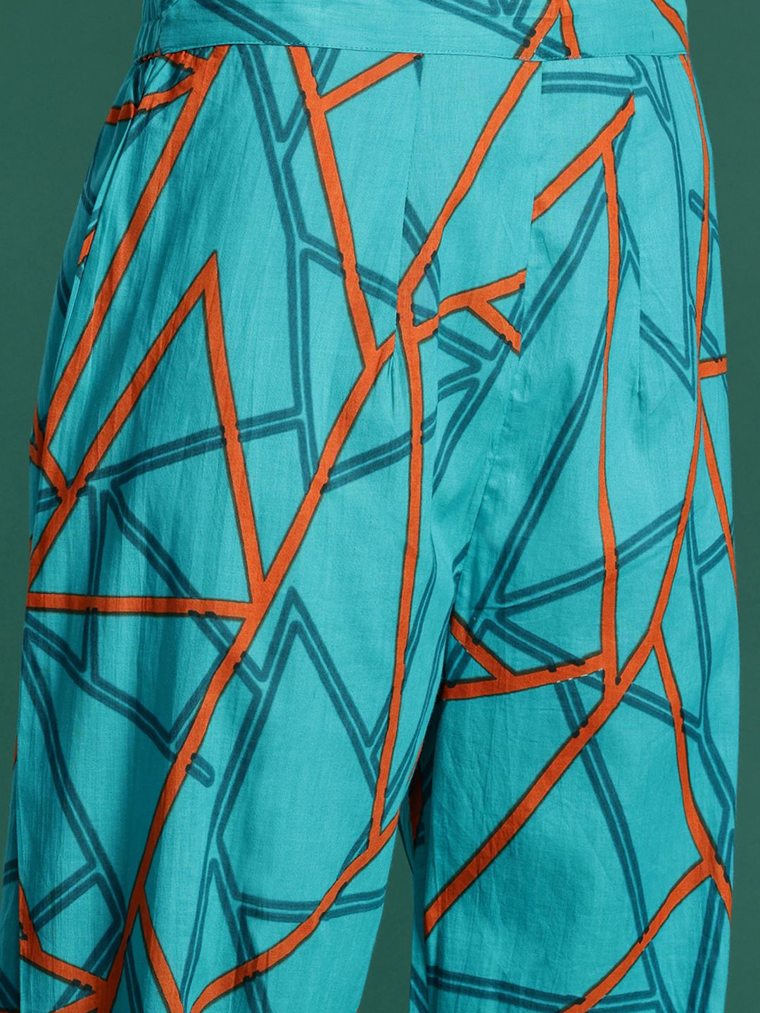 Dhiyona IE Floral Printed Pure Cotton Kurta with Trousers