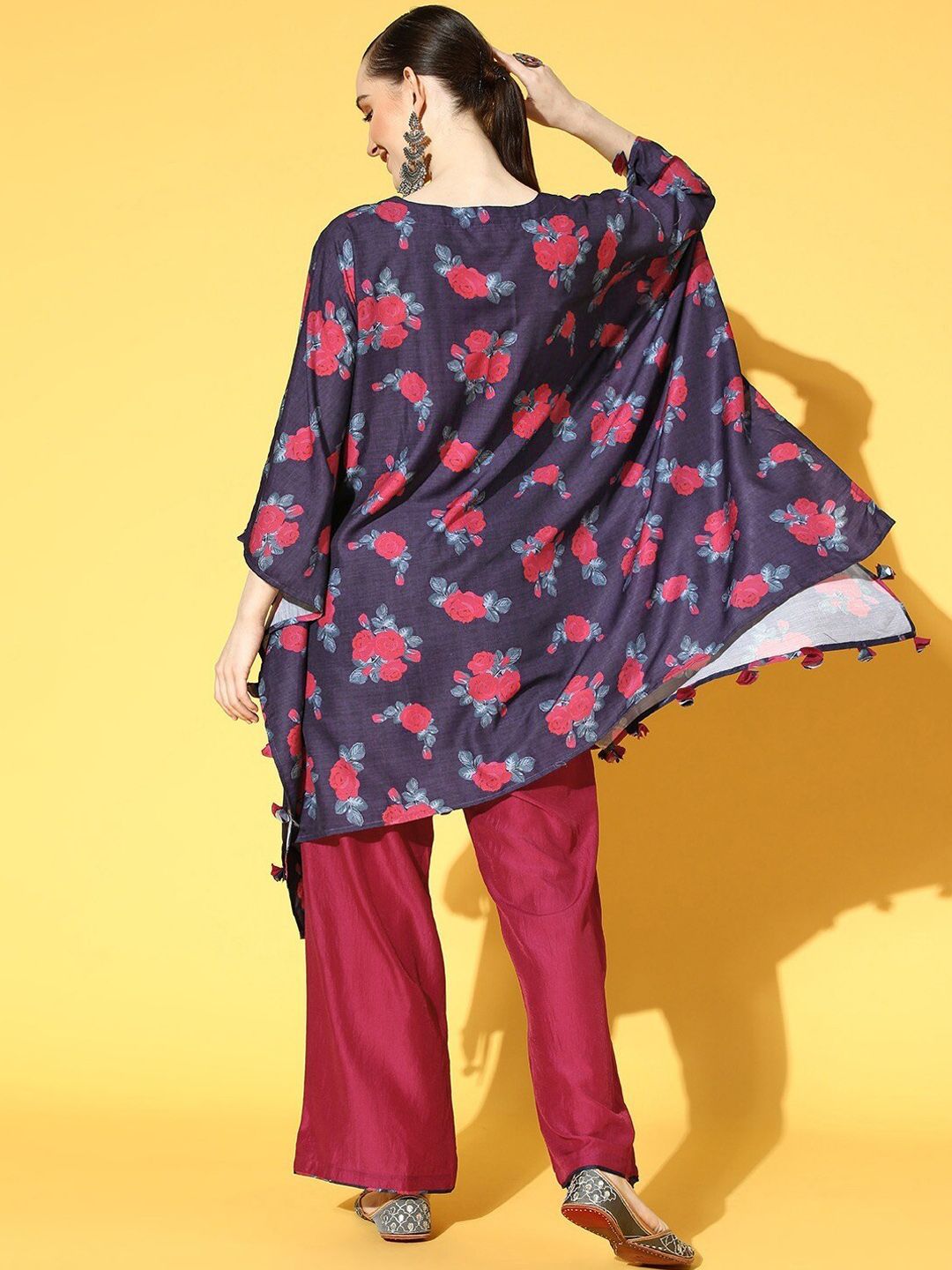 Dhiyona VA Women's Navy Blue Floral Printed Kurta with Trousers