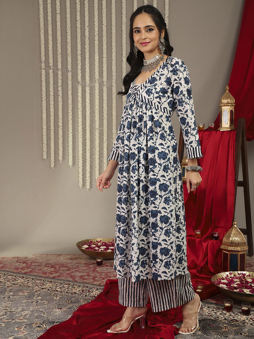 Dhiyona VA Women'sFloral Printed Kantha Work Pure Cotton Kurta With Palazzos & Dupatta