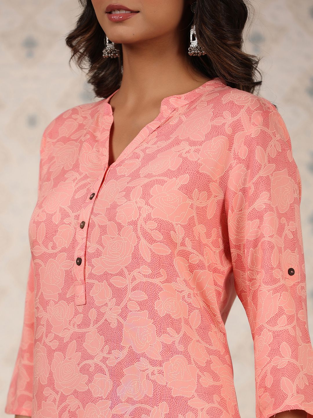 Dhiyona OD Coral & White Floral Printed Mandarin Collar Kurta With Palazzos