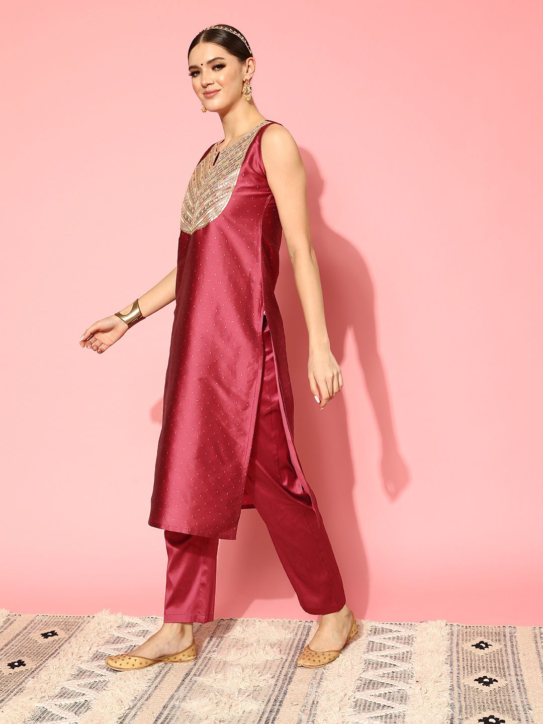 Dhiyona VA Women'sEthnic Motifs Yoke Design Regular Sequinned Kurta with Trousers & Dupatta