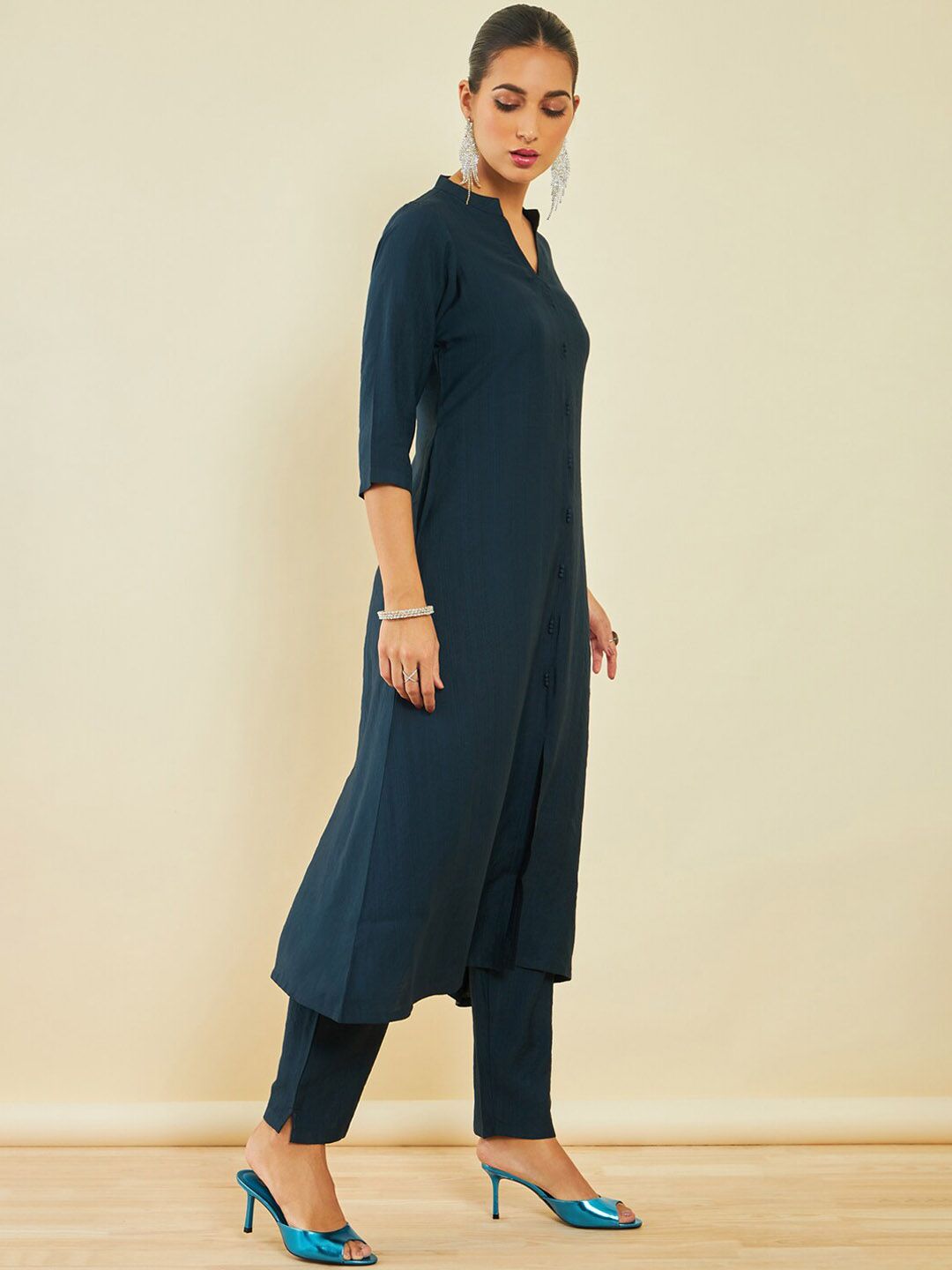 Dhiyona SO Women's Navy Blue Regular A-Line Kurta With Trousers