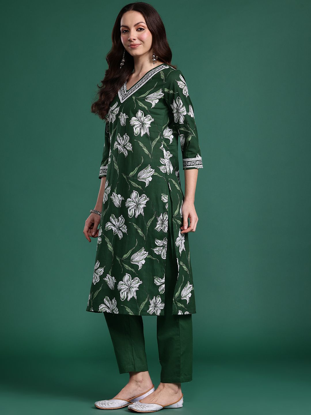 Dhiyona IE Floral Printed Regular Pure Cotton Kurta with Trousers & Dupatta