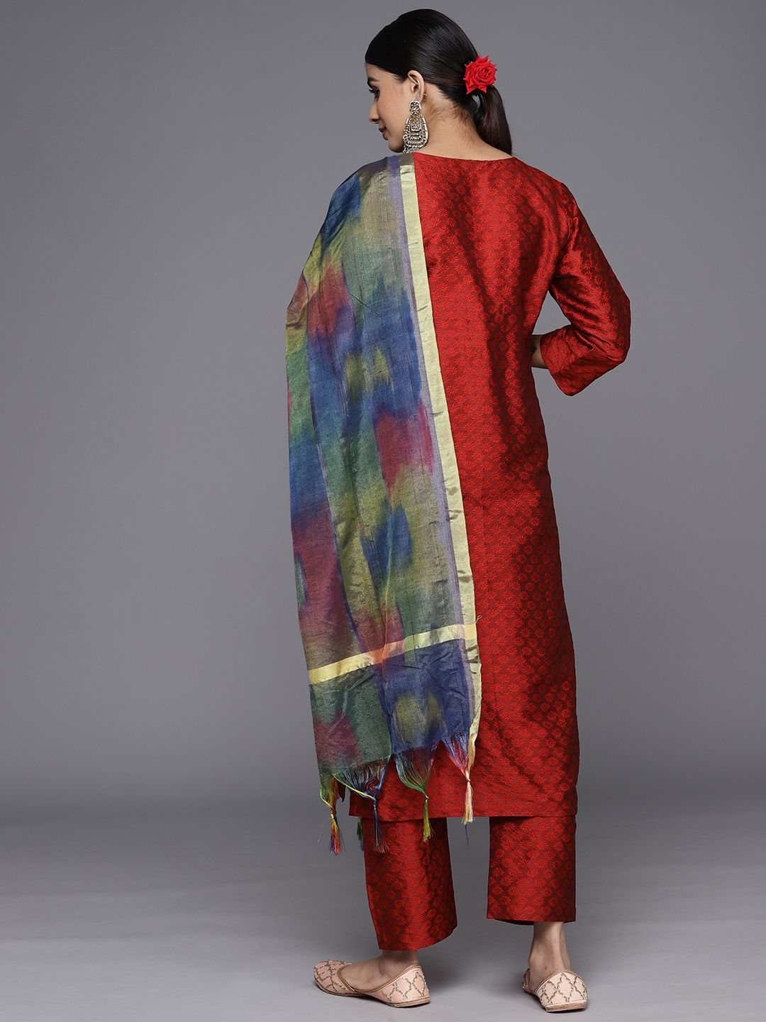 Dhiyona VA Women'sYoke Design Regular Thread Work Kurta with Trousers & With Dupatta