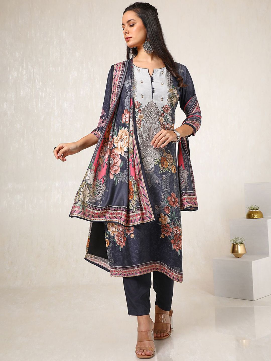 Dhiyona SO Women's Floral Printed Straight Kurta with Trousers & Dupatta