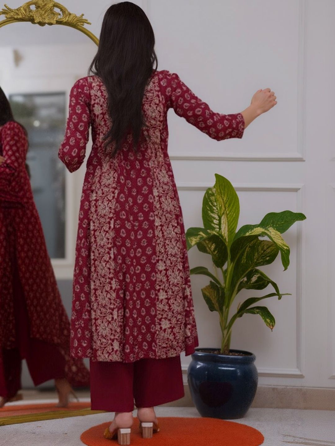 Dhiyona KL Women Ethnic Motifs Printed Panelled Kurta with Trousers & With Dupatta