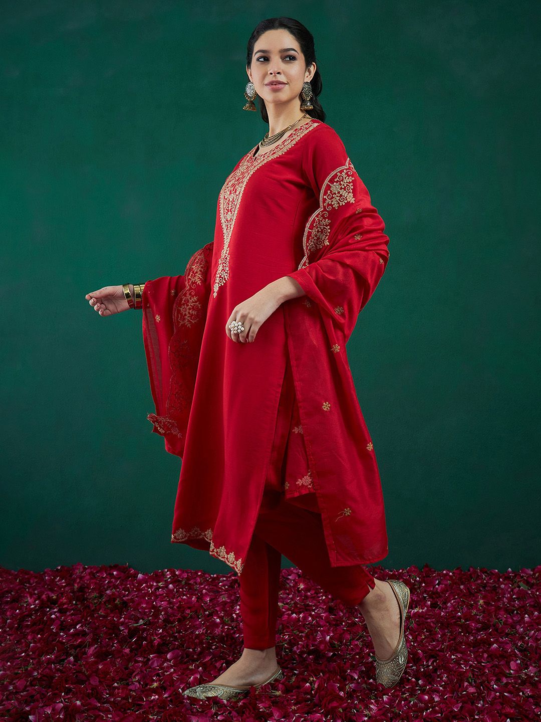 Dhiyona IE Red Ethnic Motifs Embroidered Regular Kurta with Trousers & Dupatta