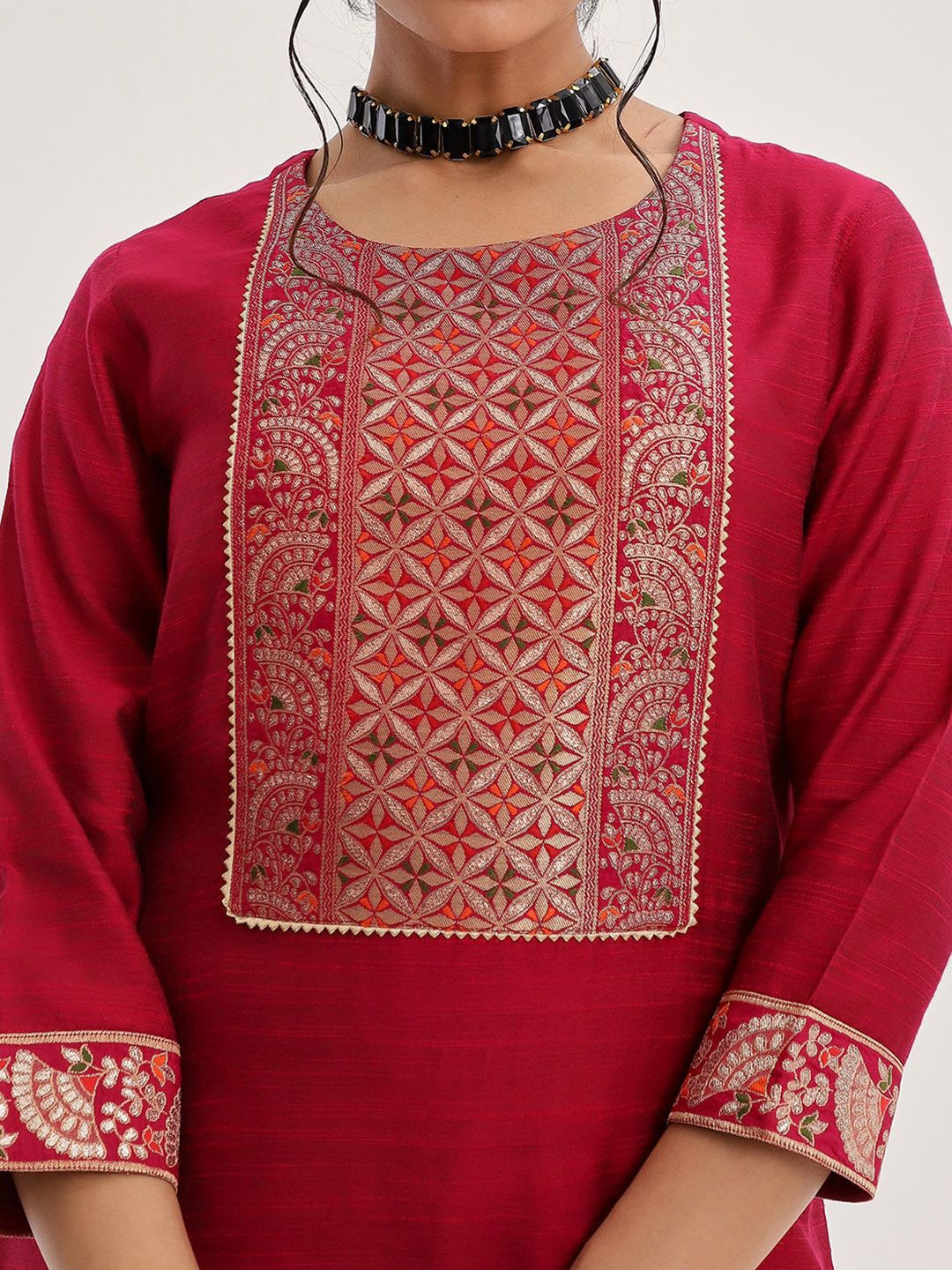 Dhiyona VA Women'sEthnic Motifs Yoke Design Straight Kurta & Trousers With Dupatta