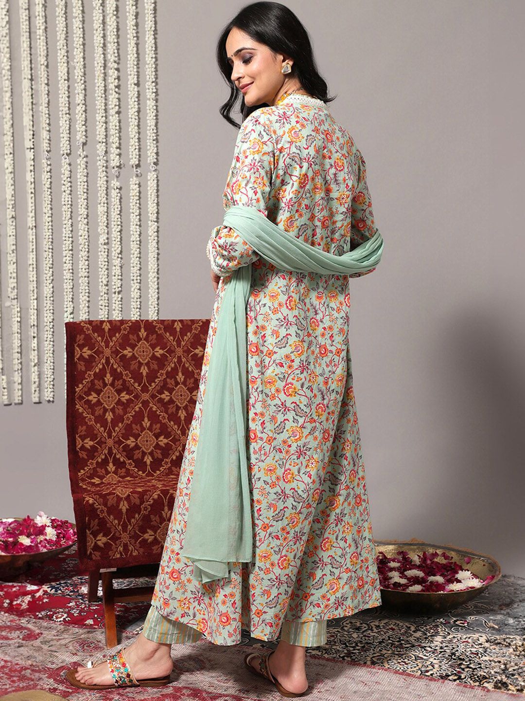 Dhiyona VA Women'sFloral Printed Empire Mirror Work Kurta With Trousers & Dupatta