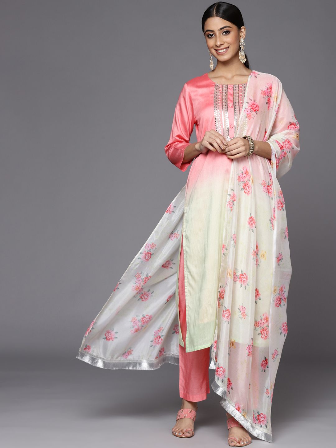 Dhiyona VA Women's Pink Ombre Printed Sequinned Kurta with Trousers & With Dupatta