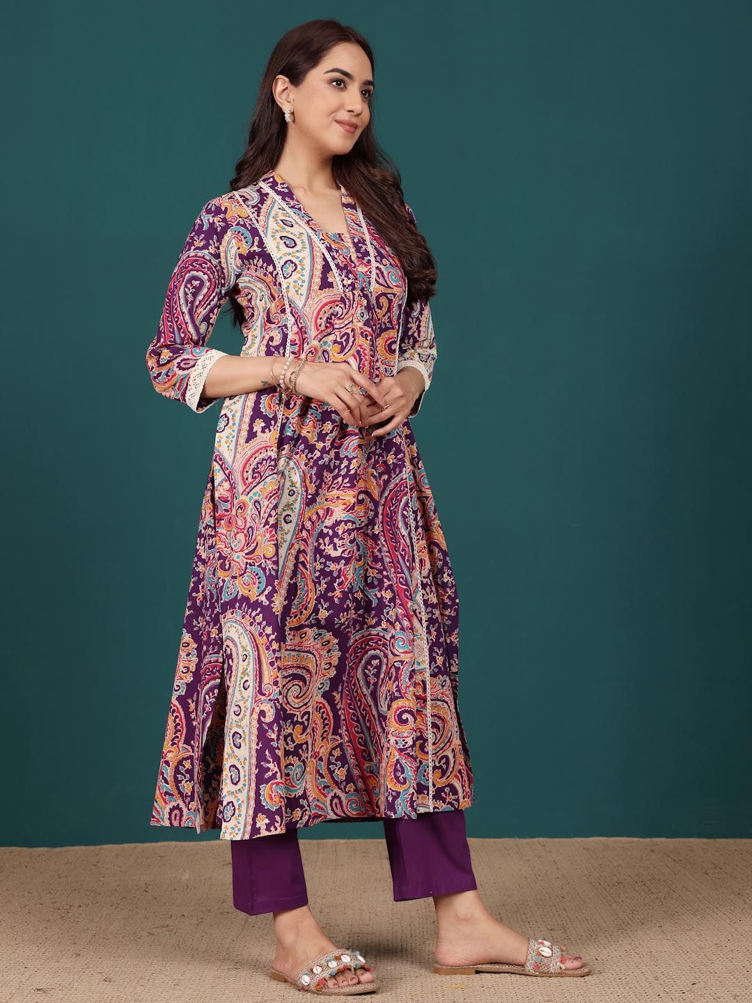 Dhiyona VA Women's Paisley Printed Regular Pure Cotton Kurta with Trousers