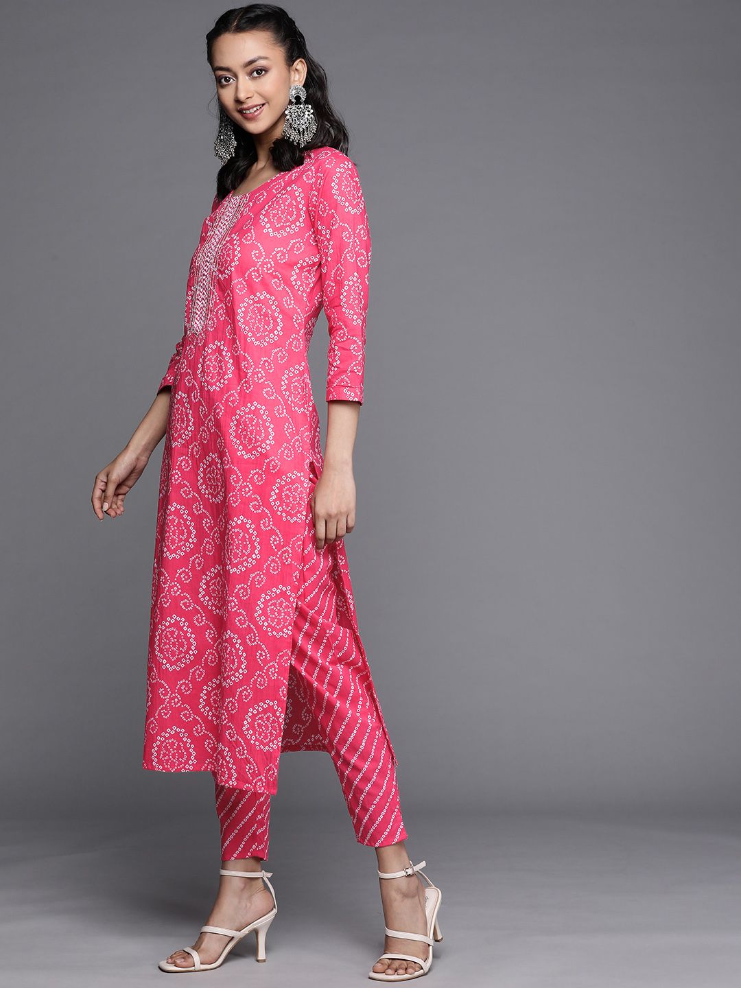 Dhiyona VA Women's Pink Bandhani Printed Gotta Patti Pure Cotton Kurta with Trousers & With Dupatta