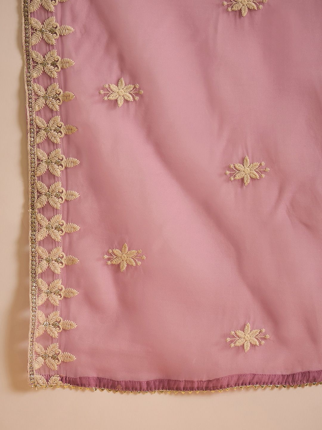 Dhiyona PD Women Embroidered Thread Work Straight Kurta With Trousers And Dupatta