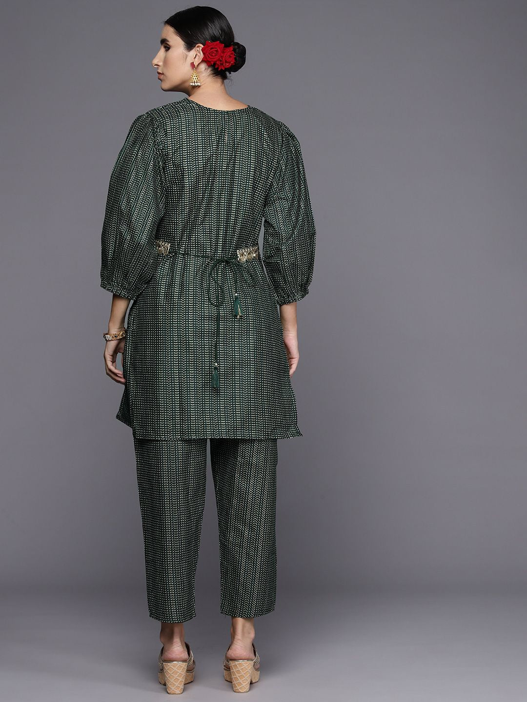 Dhiyona IE Women Printed Regular Kurta with Trousers