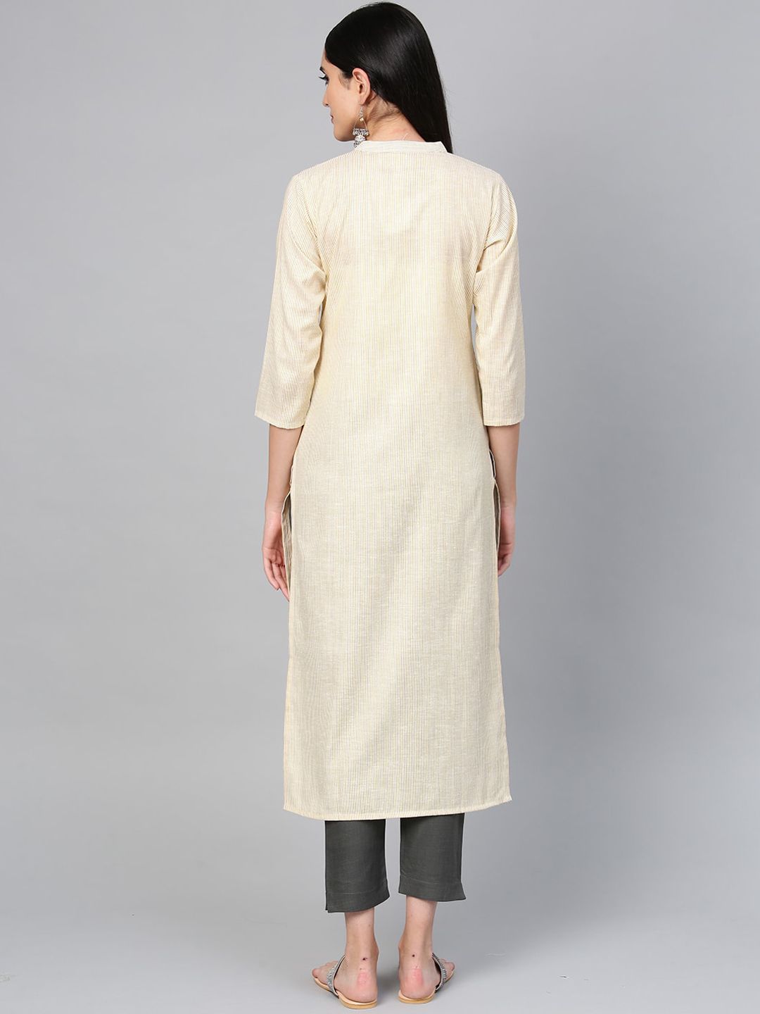 Dhiyona IE Women Beige & White Striped Kurta