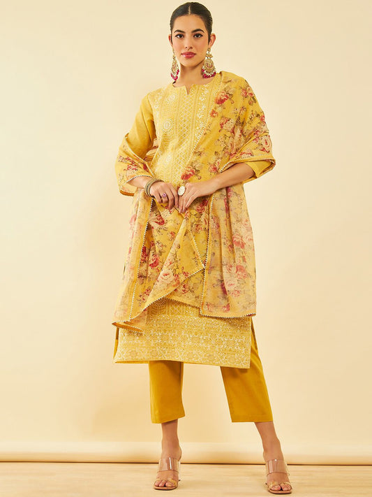 Dhiyona SO Women's Floral Embroidered Regular Thread Work Chanderi Silk Kurta With Trousers & Dupatta