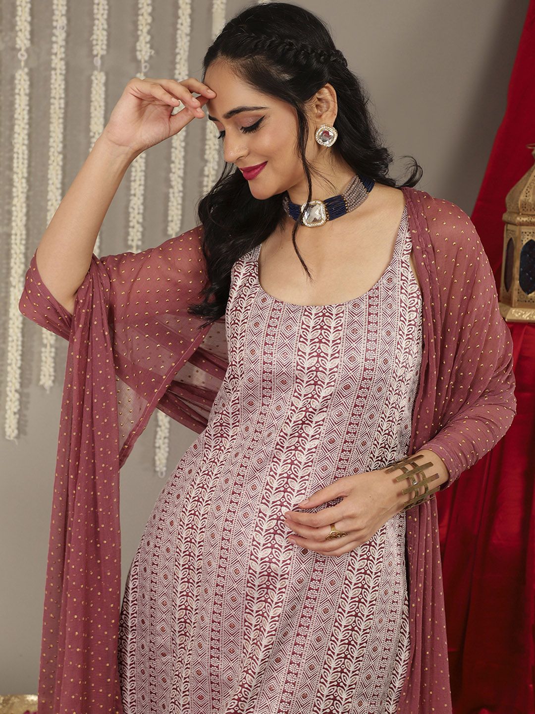 Dhiyona VA Women'sEmbroidered Regular Kurta With Trousers & Dupatta