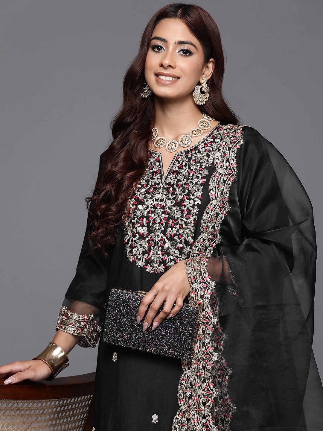 Dhiyona IE Floral Embroidered Regular Sequinned Liva Kurta with Trousers & Dupatta