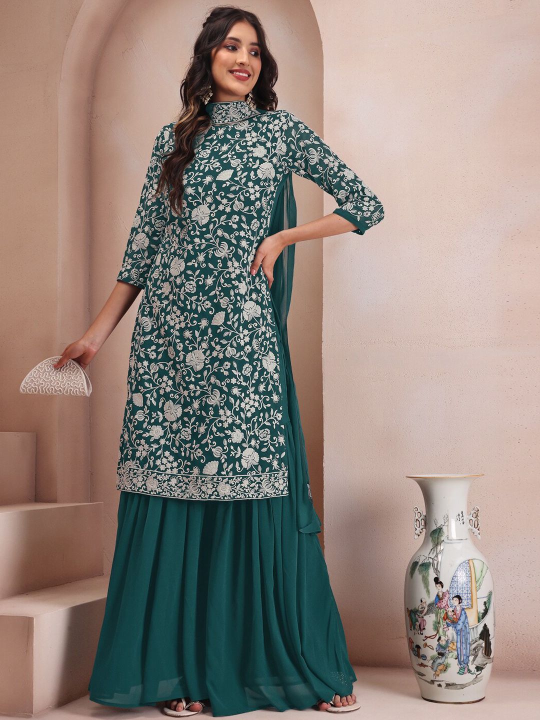 Dhiyona IN Floral Embroidered Regular Thread Work Kurta with Sharara & Dupatta