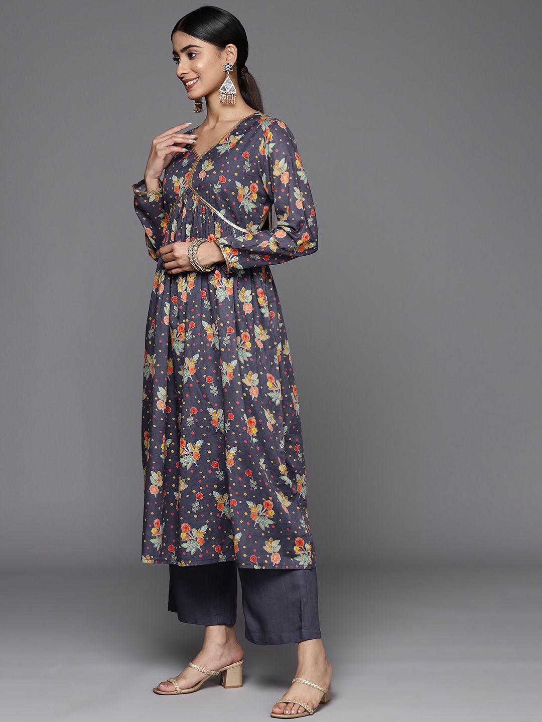 Dhiyona VA Women'sFloral Printed Empire Sequinned Pure Cotton Kurta With Palazzos & With Dupatta