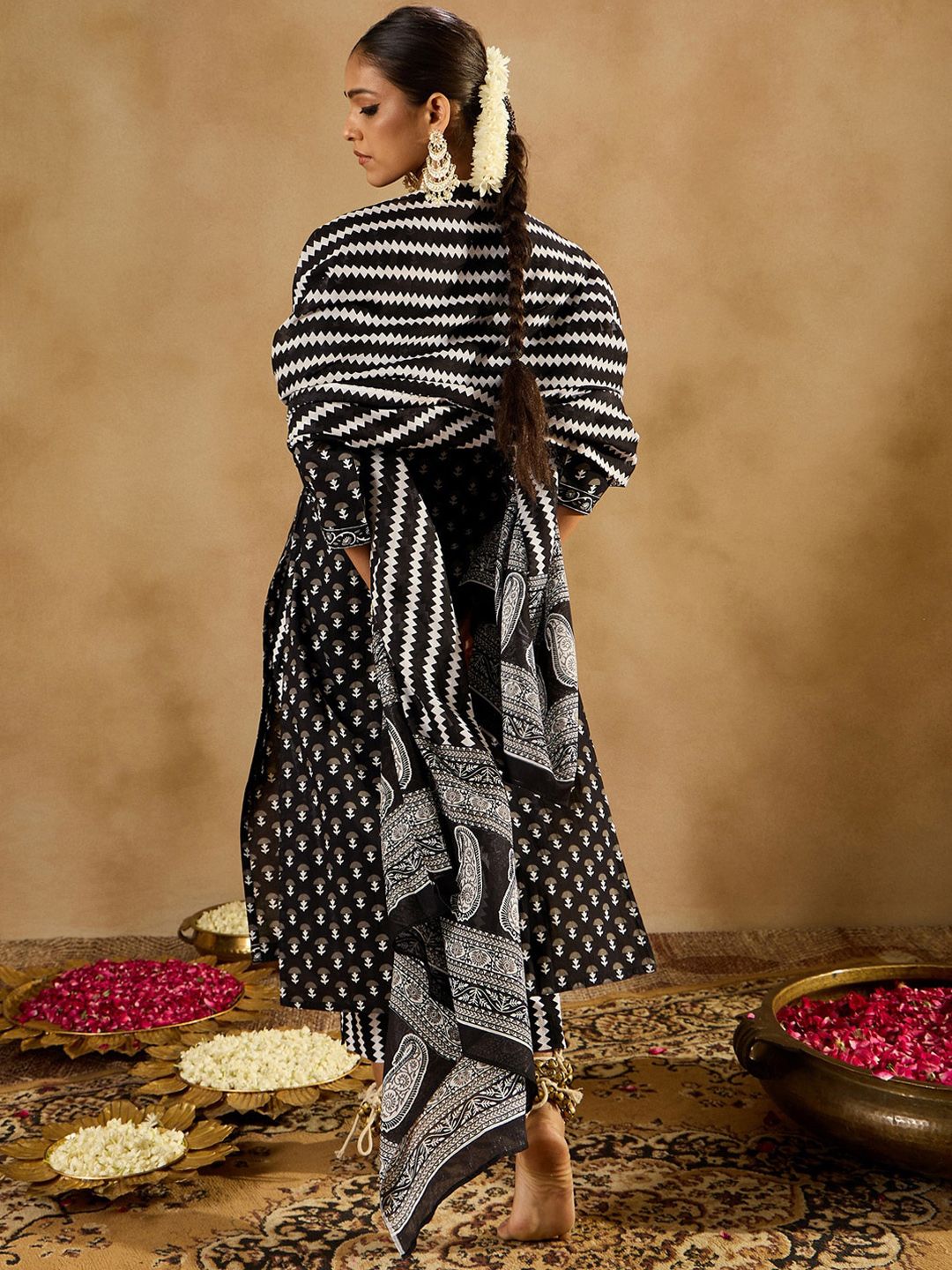 Dhiyona IE Black Ethnic Motifs Printed Pure Cotton Straight Kurta With Trousers & Dupatta