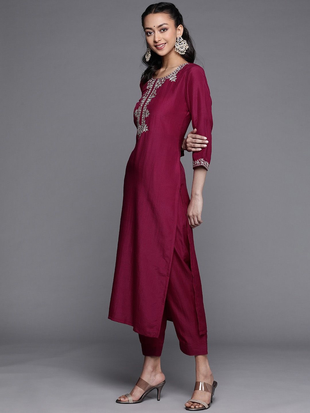 Dhiyona VA Women's Magenta Yoke Design Kurta with Trousers & With Dupatta