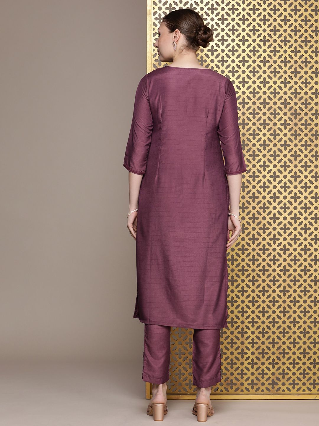 Dhiyona PD Women Jashn Kurta with Trousers