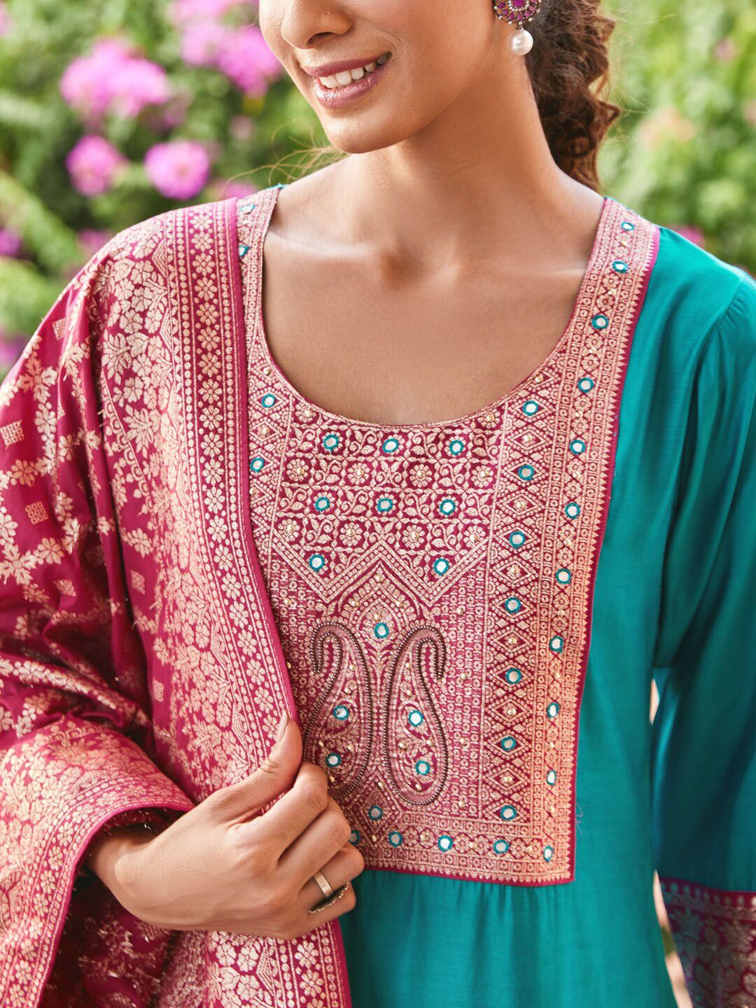 Dhiyona WP Women Paisley Yoke Design Regular Mirror Work Kurta with Trousers & With Dupatta