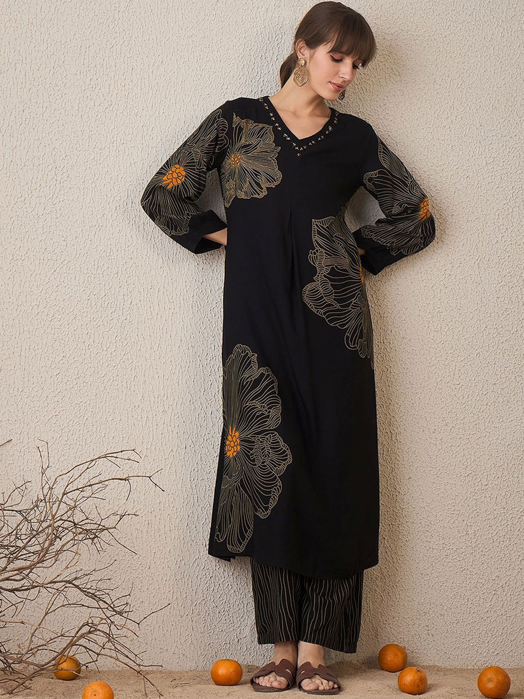 Dhiyona IE Floral Printed V-Neck Tunic With Palazzo