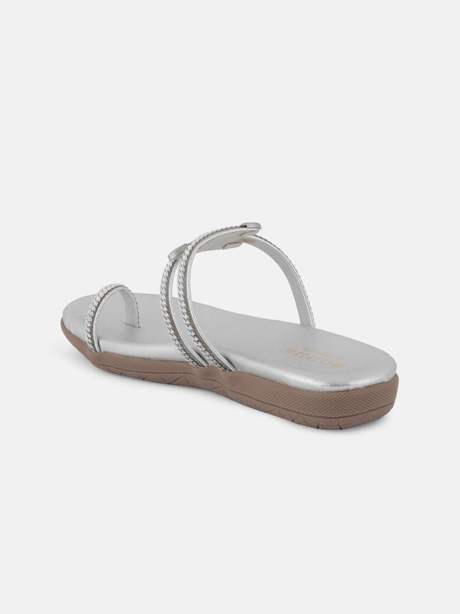 Dhiyona AK Silver-Toned One Toe Flats