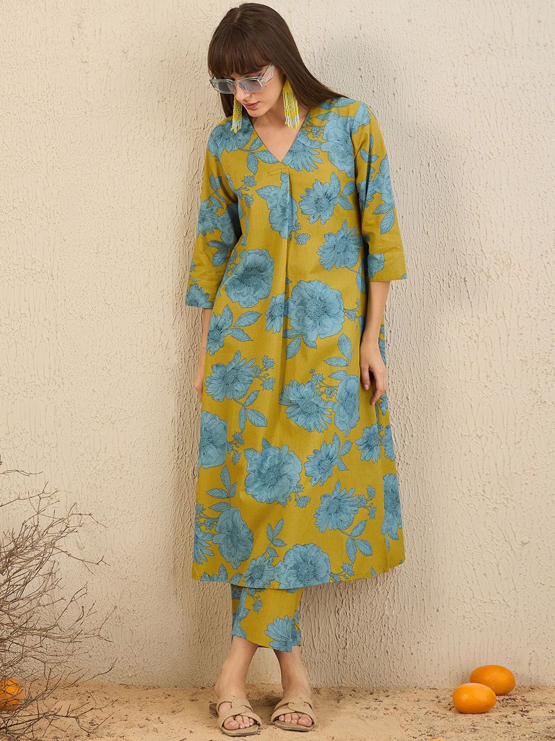 Dhiyona IE Floral Printed V-Neck A-Line Kurta with Trousers