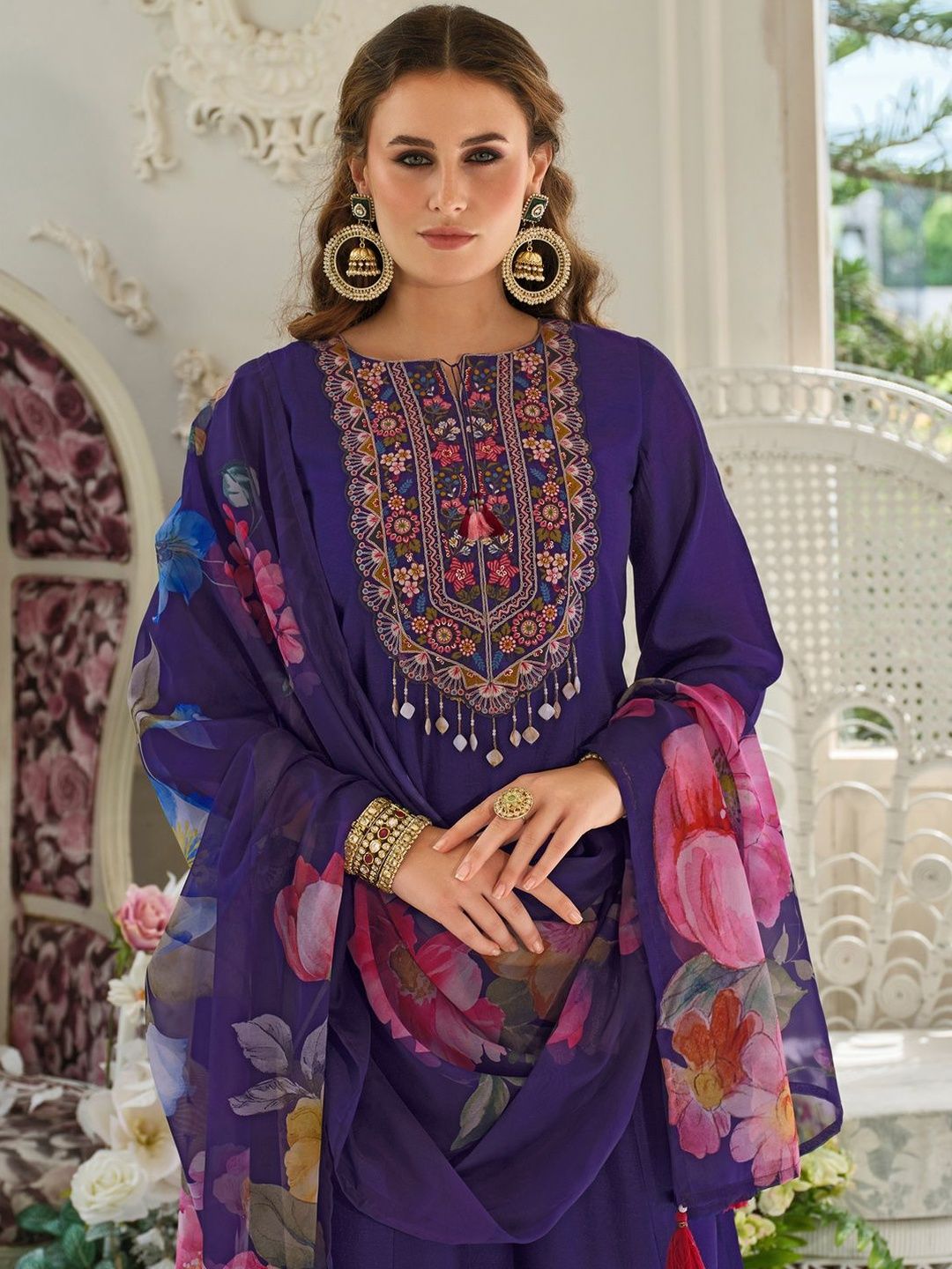 Women Floral Embroidered Kurta with Trousers & Dupatta