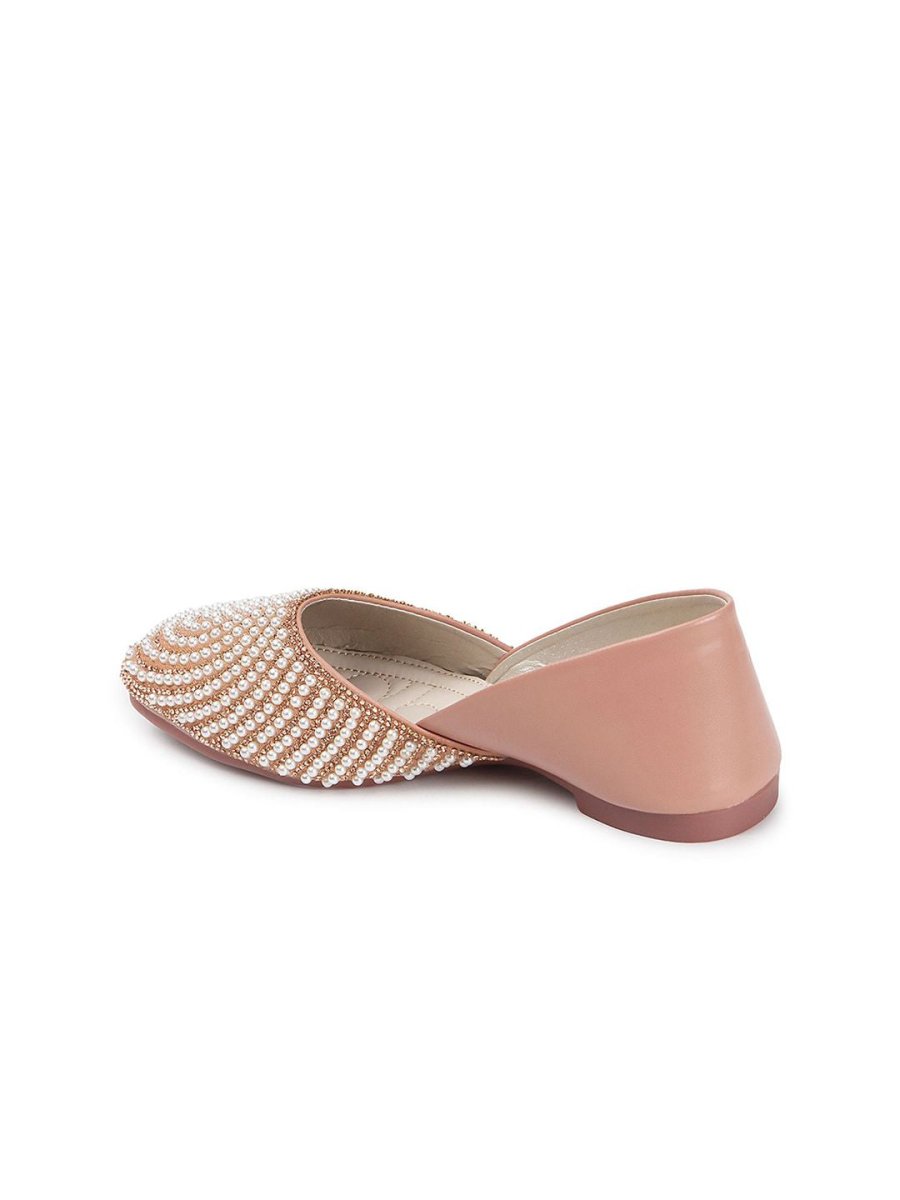 Dhiyona AK Women Embellished Ballerinas