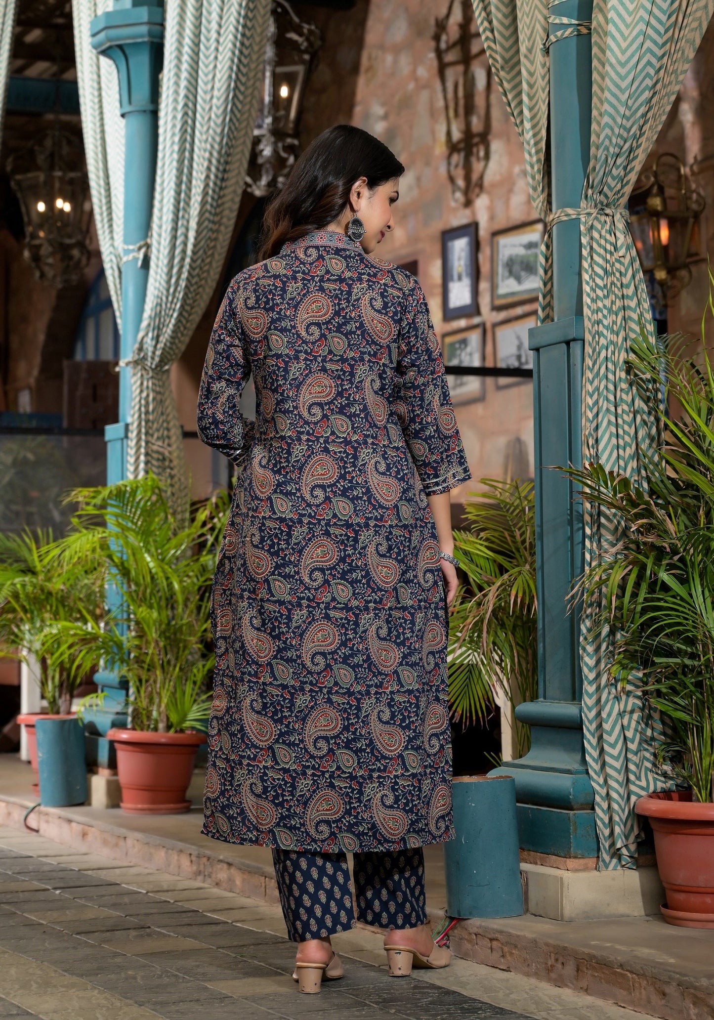 Women Blue Embroidery Viscose Rayon Kurta, Pant And Dupatta Set