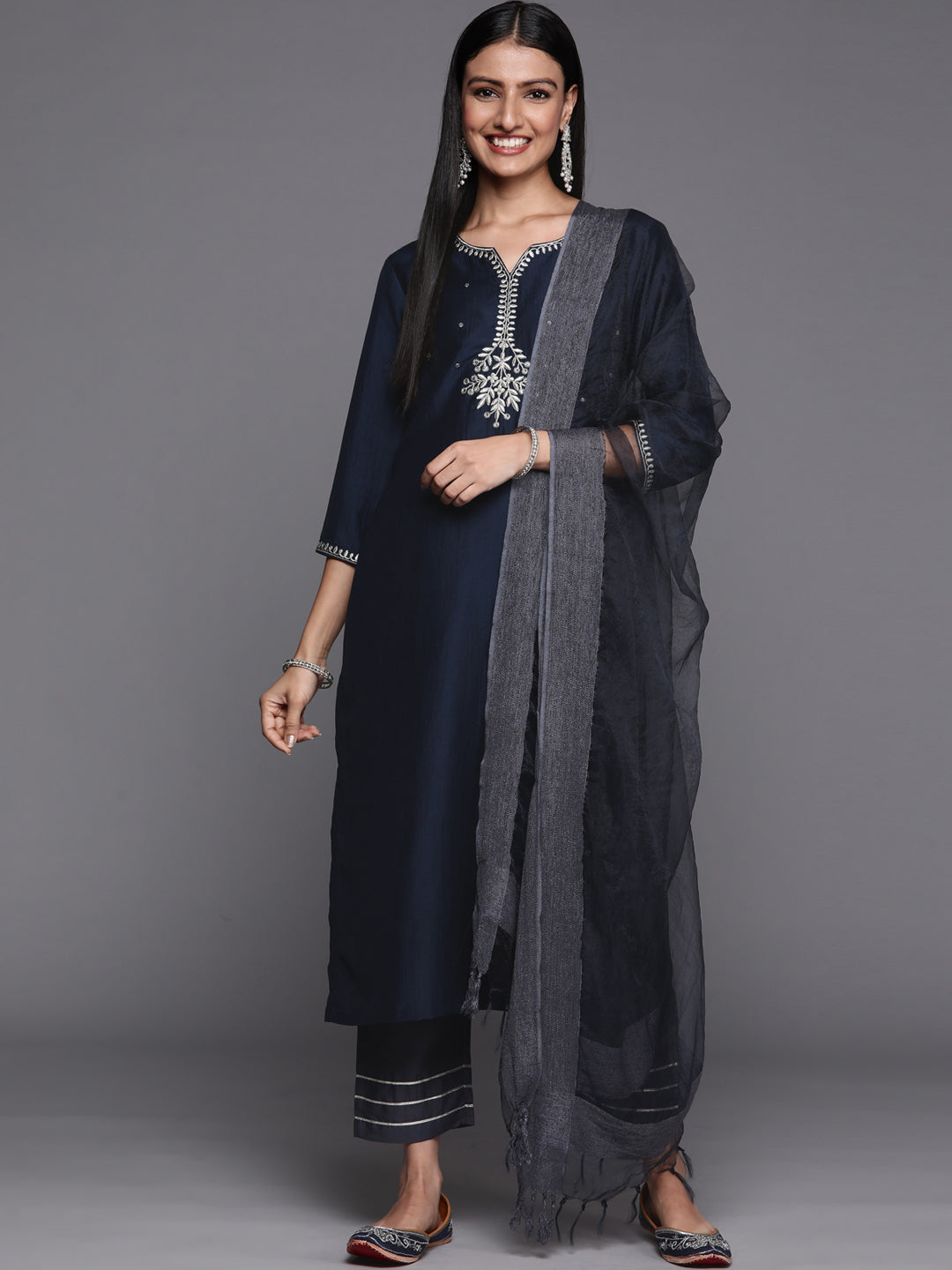 Dhiyona VR Women's Blue Embroidered Kurta With Contrast Bottom And Dupatta