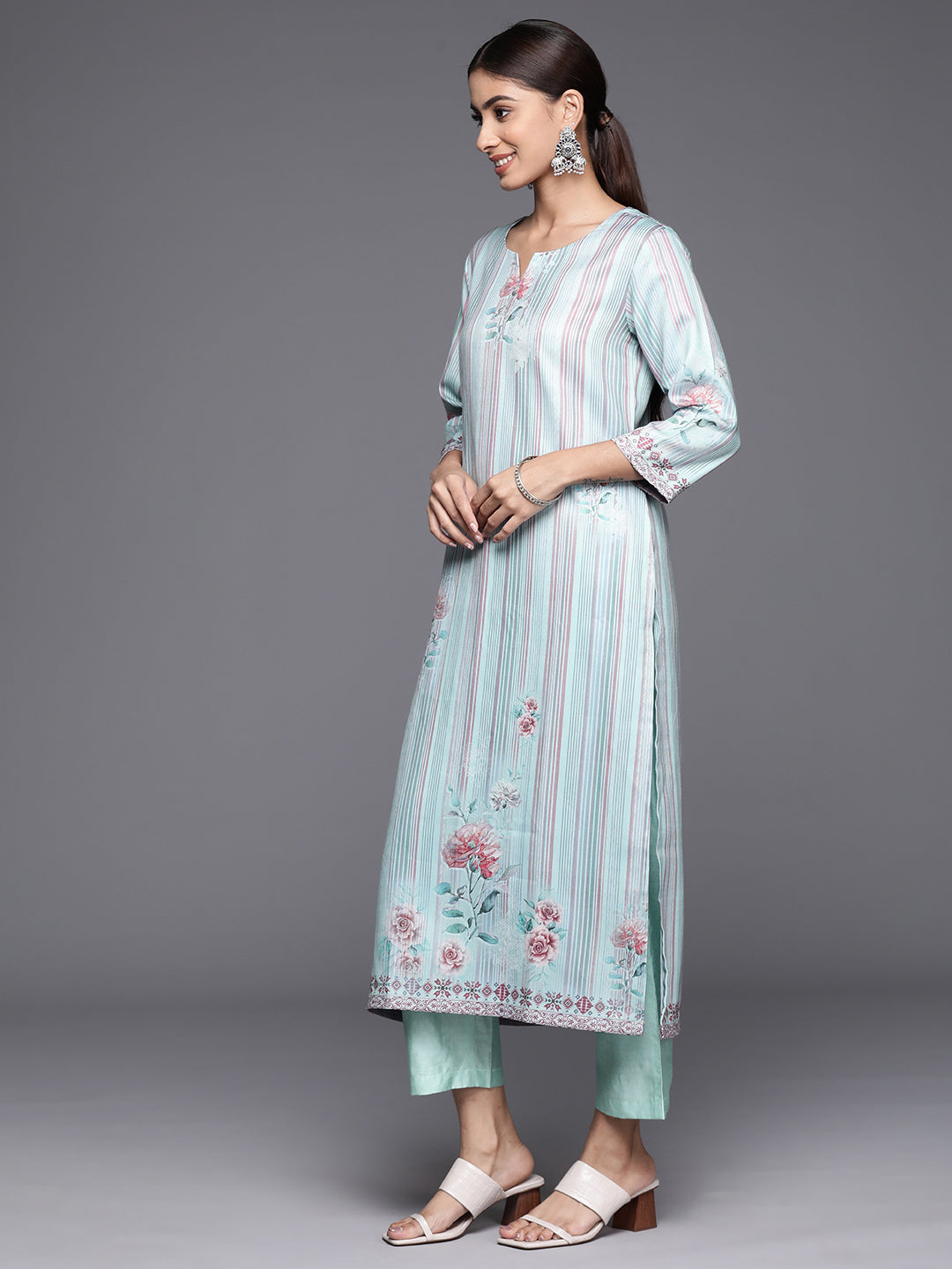 Dhiyona VR Women's Blue Stripe Printed Straight Kurta Paired With Tonal Bottom And Dupatta