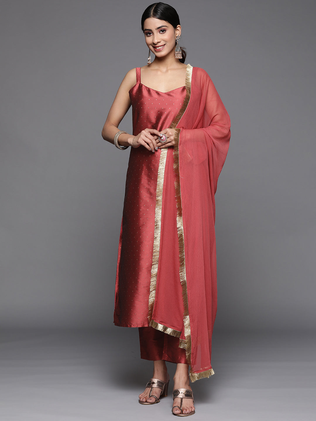 Dhiyona VR Women's Burgundy Strap Kurta With Tonal Bottom And Tonal Dupatta