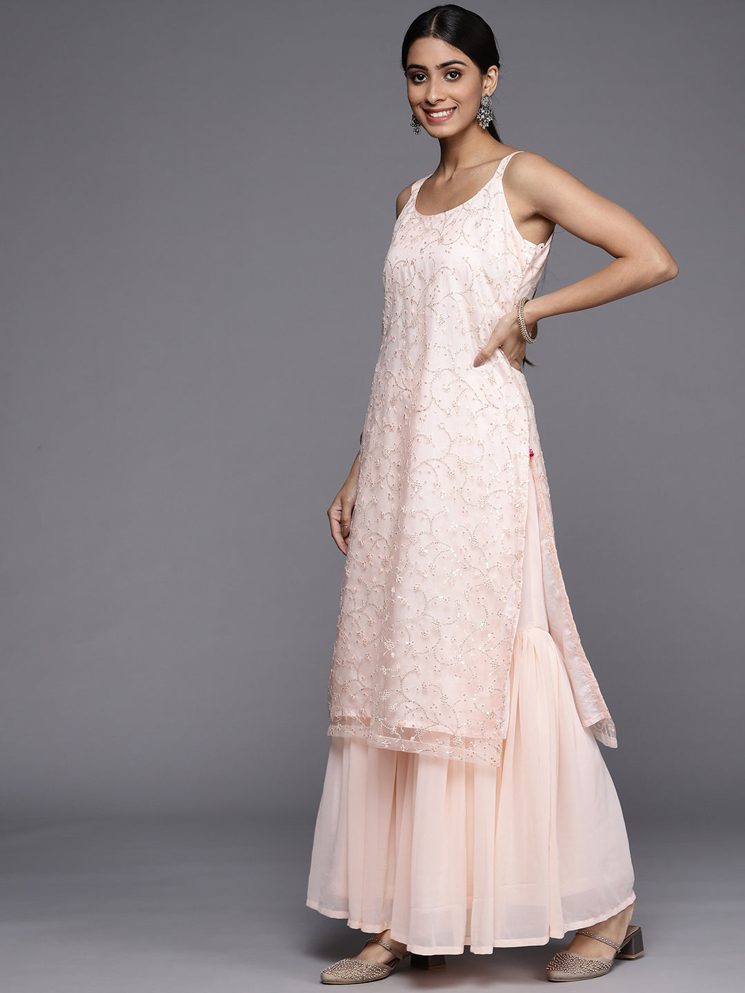 Dhiyona VR Women's Peach Embroidered Straight Kurta Paired With Contrast Bottom And Dupatta With Four Sided Fringes