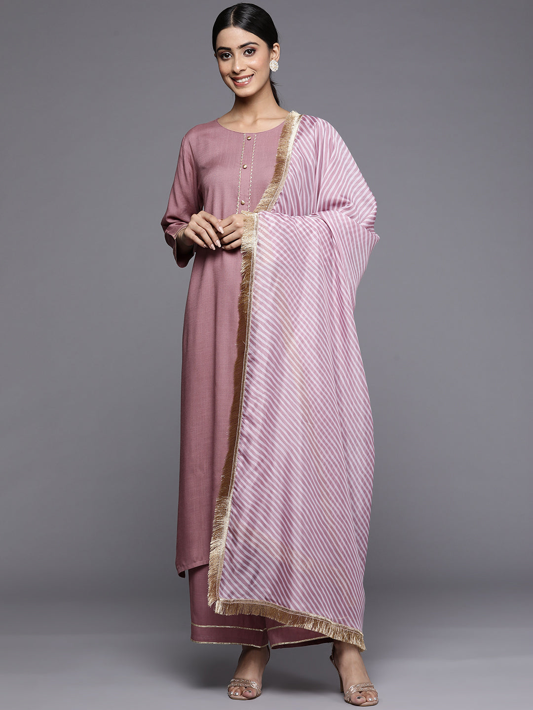 Dhiyona VR Women's Solid Kurta Set With Printed Dupatta