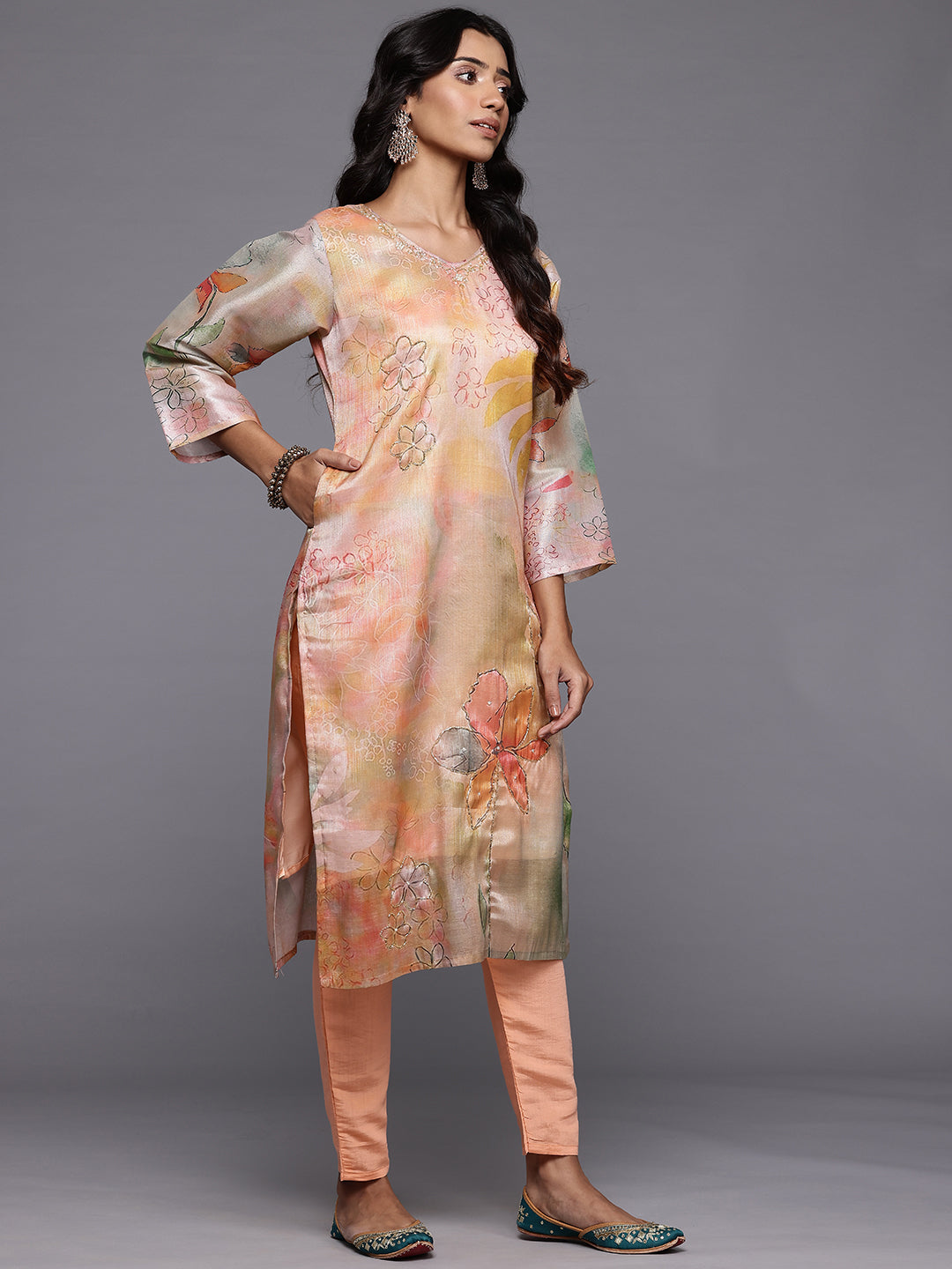 Dhiyona VR Women's Peach Silk Floral Printed Beads And Stones Embellished Kurta Set With Dupatta