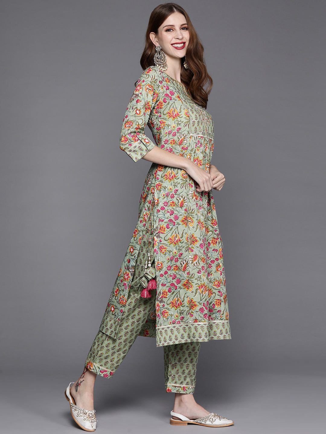 Dhiyona VR Women's Floral Printed Embroidered Kurta With Straight Pant And Chiffon Dupatta