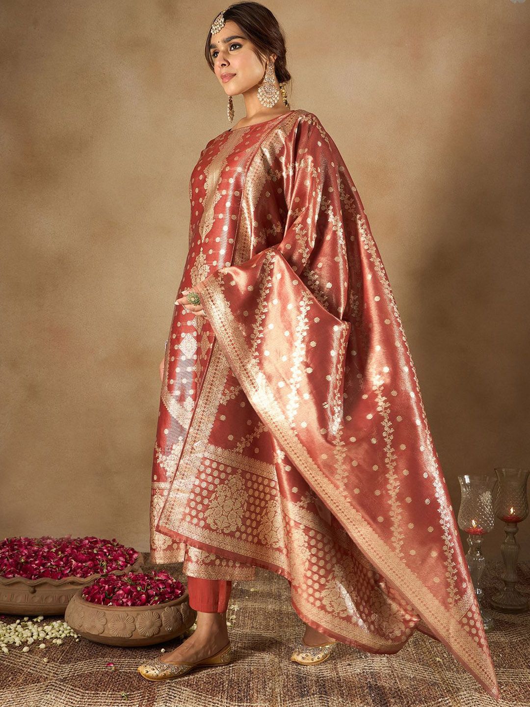 Dhiyona IE Women Ethnic Motifs Regular Kurta with Trousers & Dupatta