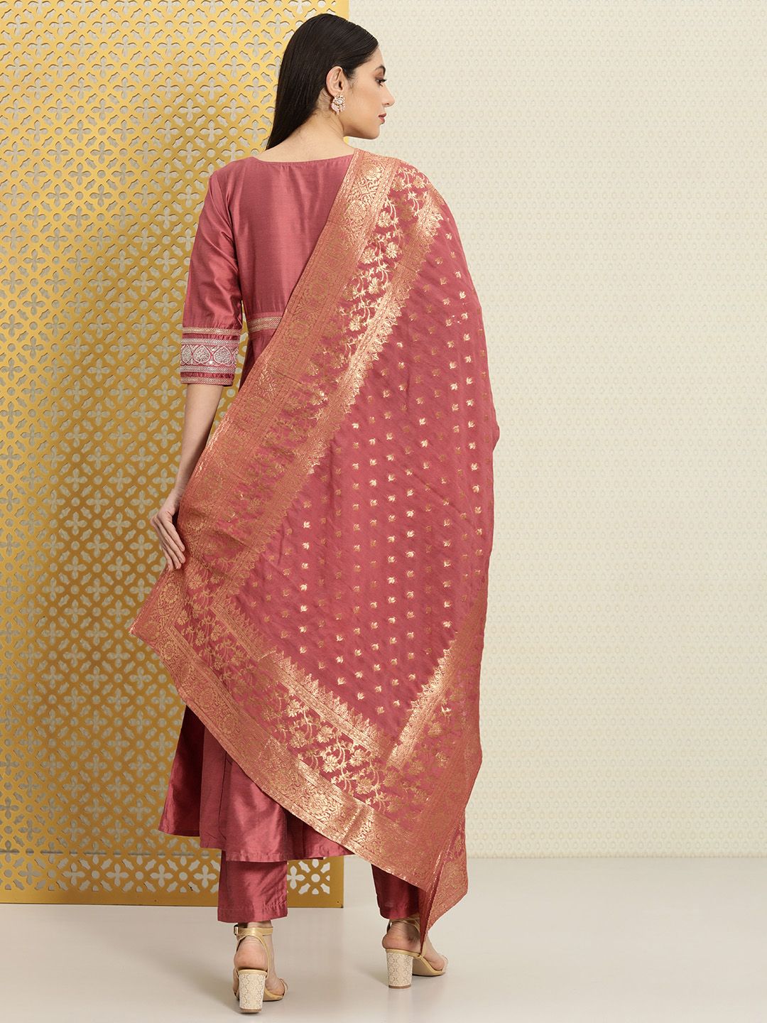 Dhiyona PD Women Women Ethnic Motifs Yoke Design Jashn Kurta With Trousers & Dupatta