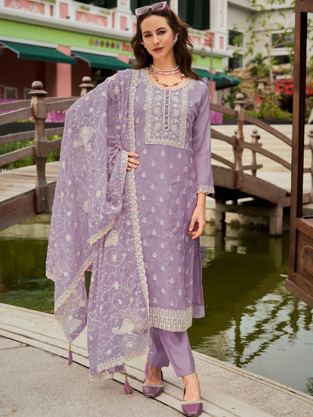 Dhiyona IE Floral Embroidered Round Neck Mirror Work Organza Kurta & Trouser & Dupatta